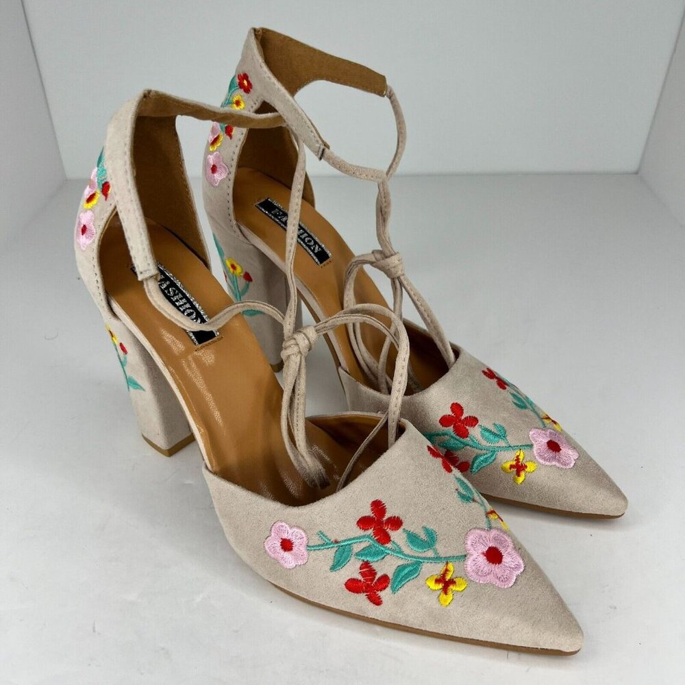 Fashion Womens Cream Suede Floral Block Pointed Toe Slip On Size 42 Pump Heels - Picture 2 of 9